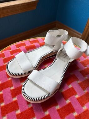 Vince Camuto White Ankle-Strap Sandals with Black-and-White Trim